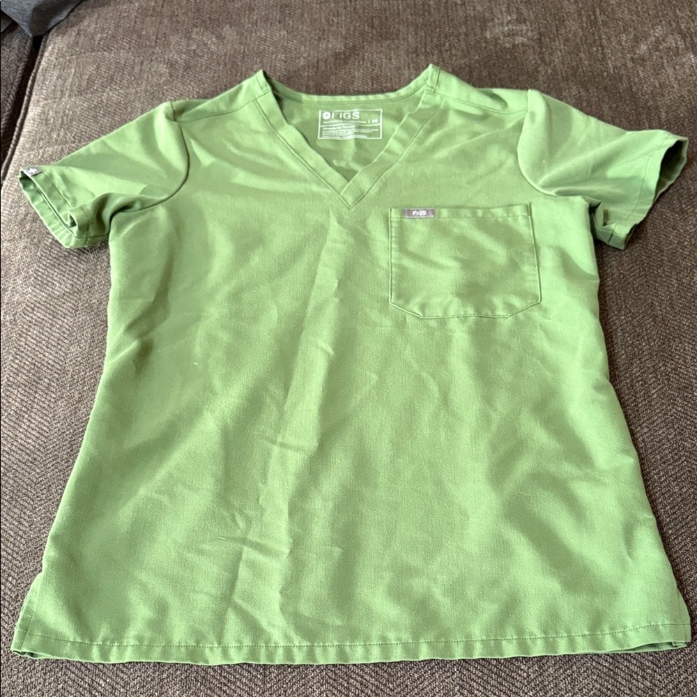 Figs women’s scrub top